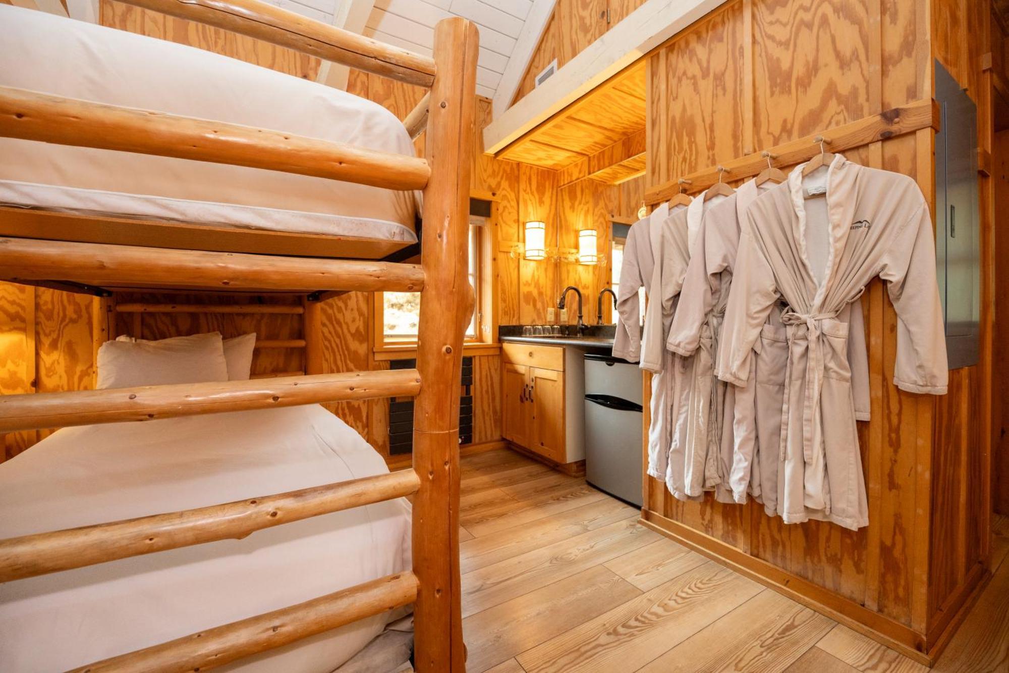 Bunkhouse,1723030446:JPEG